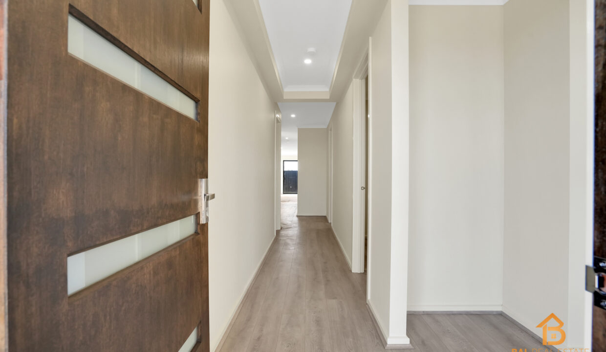 74441166__1697772337-14347-0114