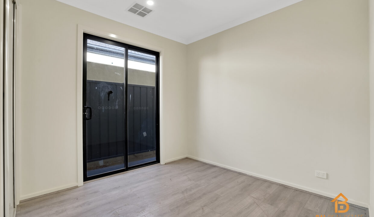 74441965__1697772959-20145-016