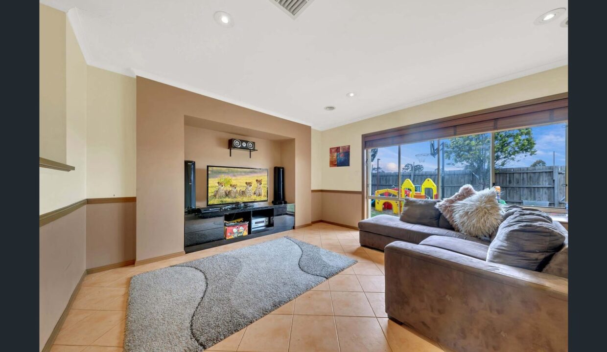 77731234__1701750245-24851-image10