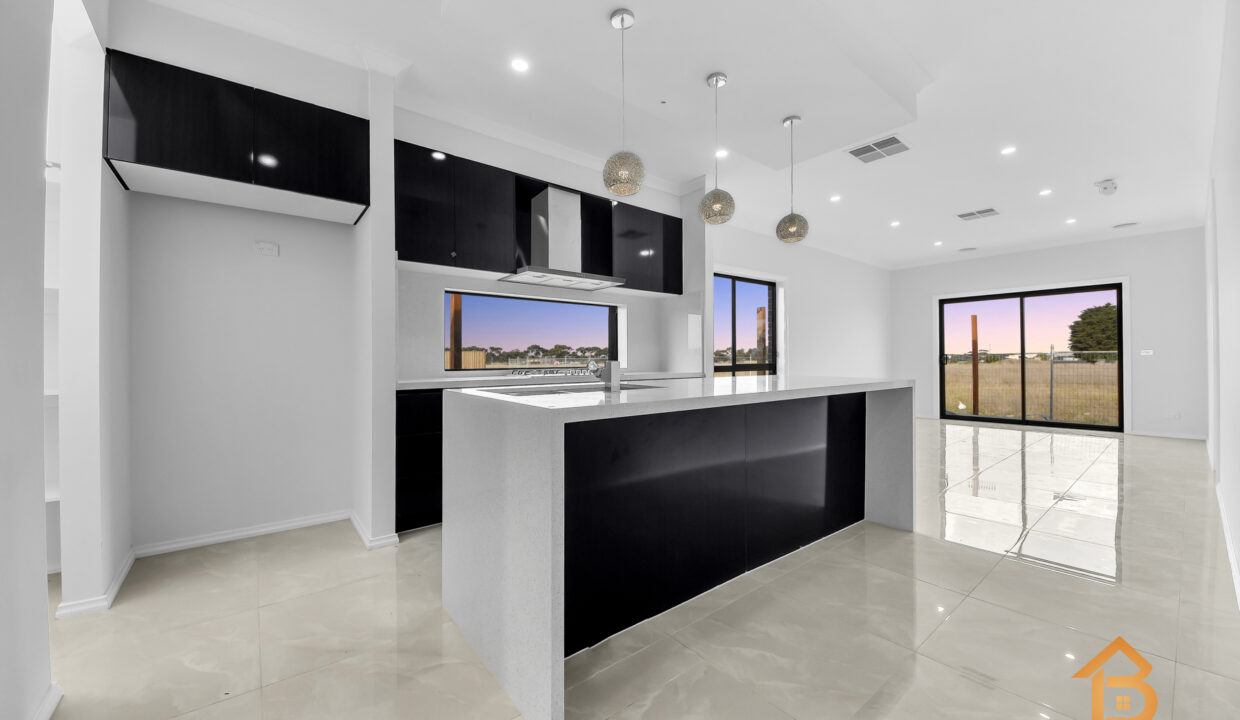 77919092__1701850194-7551-10-2